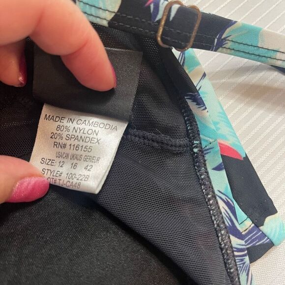 Shore Shapes One Piece Swimsuit Bathing Suit Size 12 - Picture 7 of 8